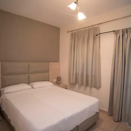 T'aloni 3* Chortáta