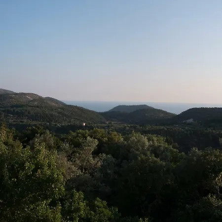 Guest house T'aloni