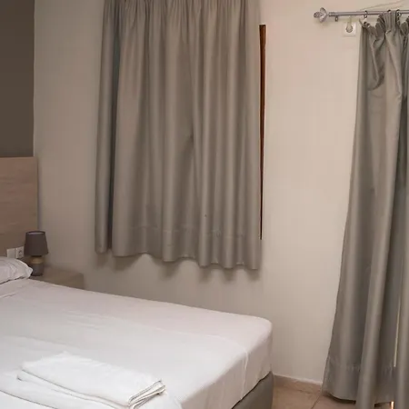 T'aloni 3* Chortáta