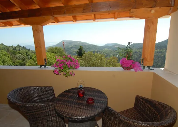 Guest house T'aloni 3*